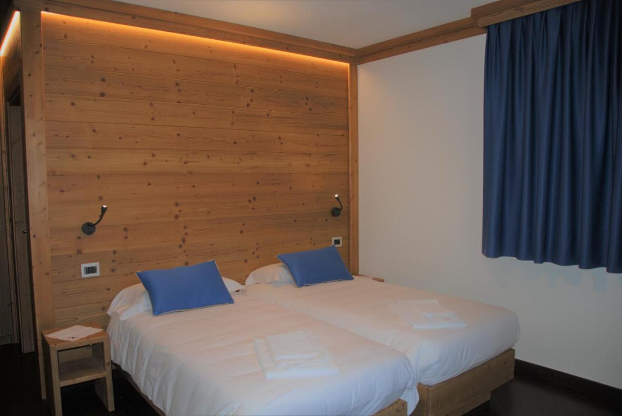 Chalet Allemand Oulx Exteriör bild