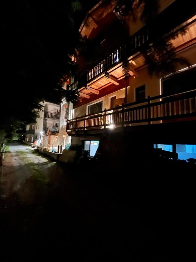 Chalet Allemand Oulx Exteriör bild