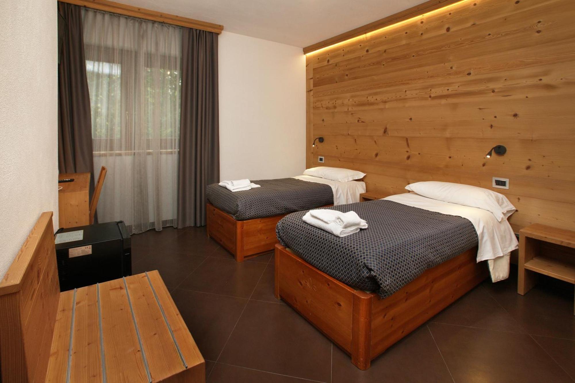 Chalet Allemand Oulx Exteriör bild