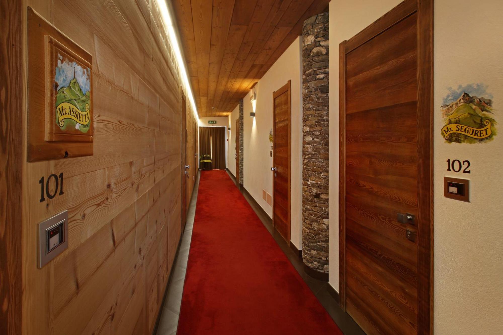 Chalet Allemand Oulx Exteriör bild